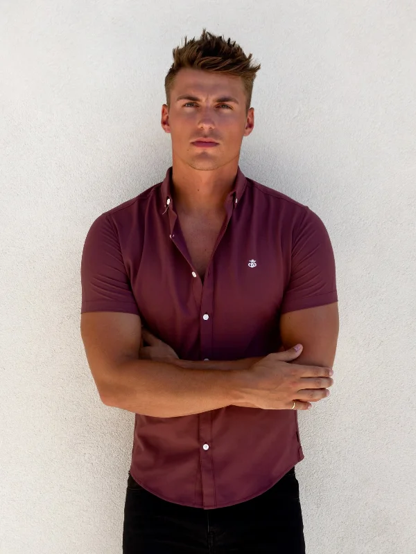 Men's crisp zephyr shirts-Maidstone Short Sleeve Shirt - Burgundy