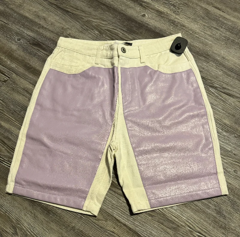 Men's loose 90s pants-Shorts By Fashion Nova  Size: M